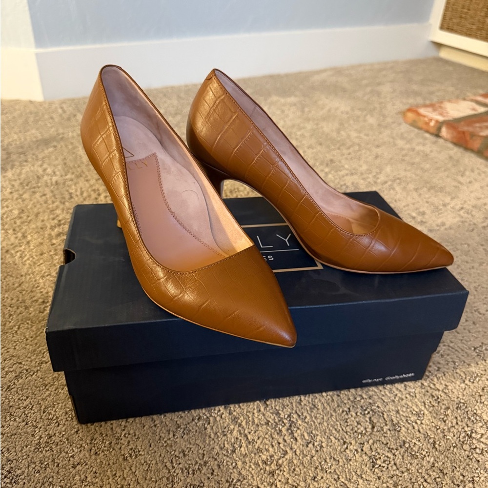 Ally NYC cognac brown croc heels